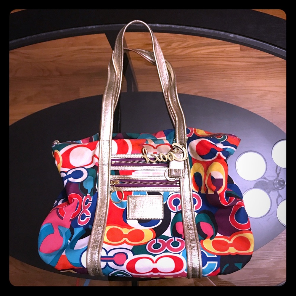 OFFERS? Coach Poppy Tote
